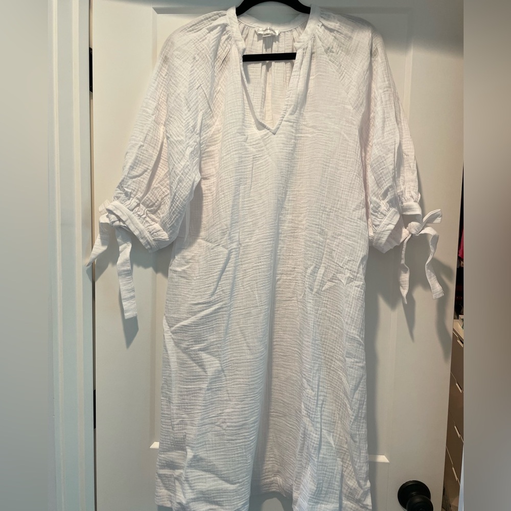 NWT - Summersalt Gauze Dress. Size Small.